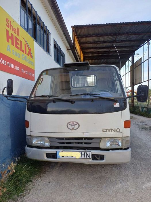 Toyota Dyna 150, Versão 31LYM1, do ano 1996 com 219,000kms