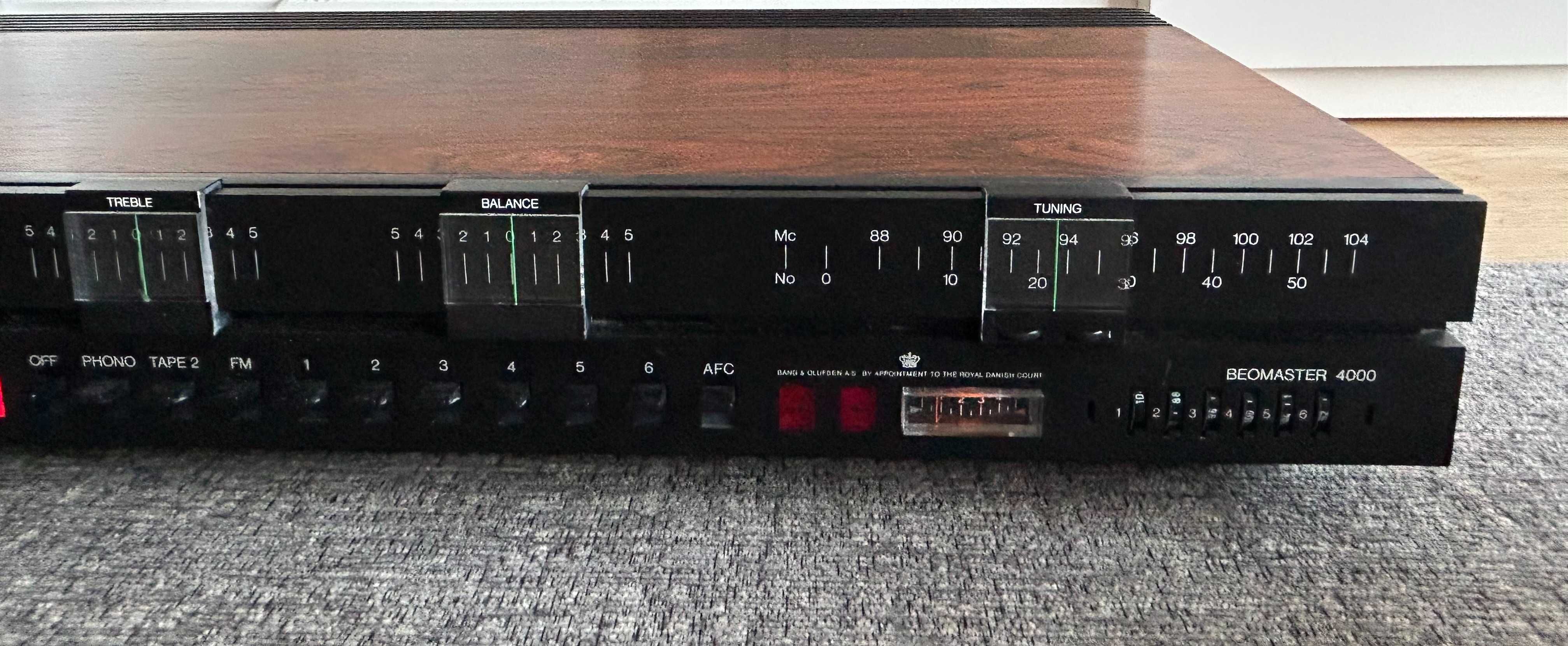 Receiver Bang & Olufsen Beomaster 4000 – Estilo e som escandinavo