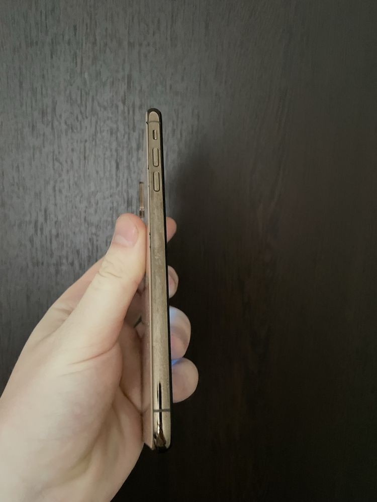 Продам iphone xs max 256 gb (айфон хс макс 256 гигабайта)