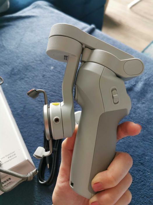 Gimbal dji osmo mobile se