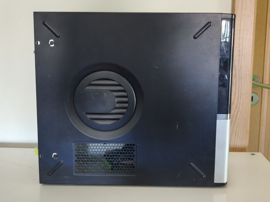 Caixa de PC torre/desktop mATX