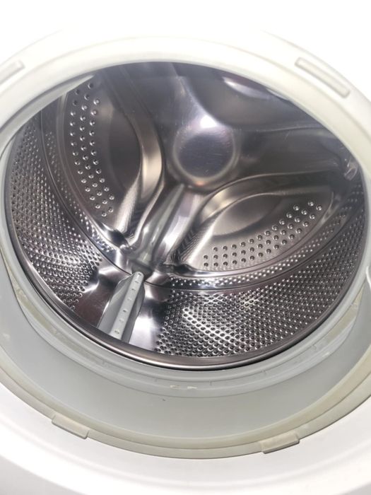 Pralka lodówka łóżko