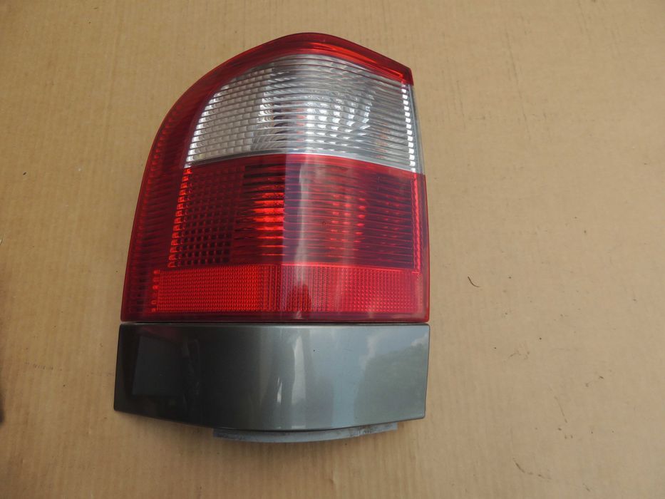 Lampa tył tylna lewa europejska Ford Galaxy LIFT 00,01,02,03,04