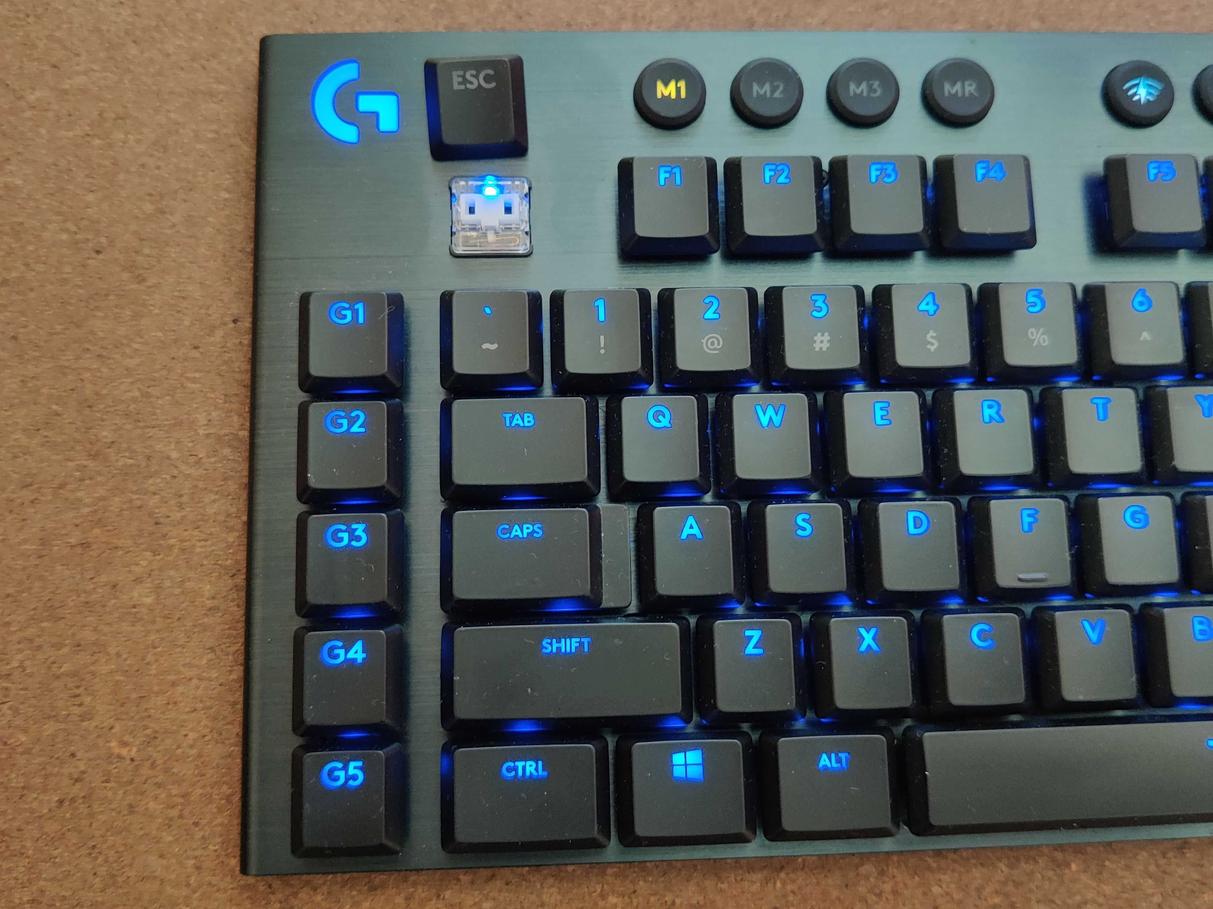 Клавіатура Logitech G915 CLICKY бездротова