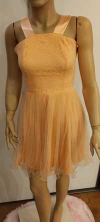 Piękna sukienka tiulowa w kolorze morelowym XXS/XS