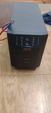 Бесперебойник APC Smurt-UPS 1000 инвертор 24в