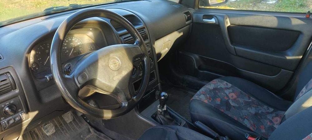 Sprzedam Opel Astra 1.6
