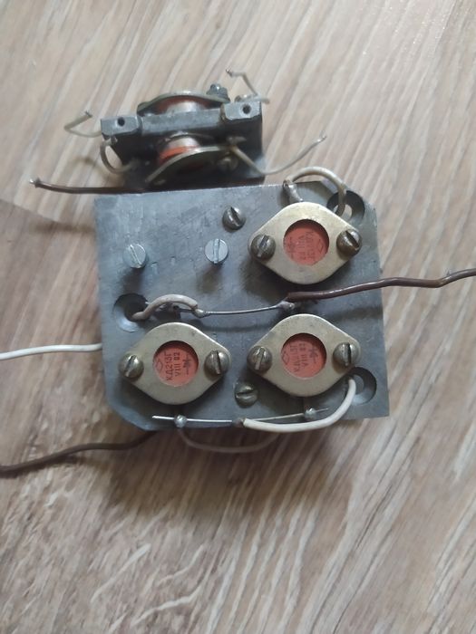 Діодний міст 20А 200в з радіатором