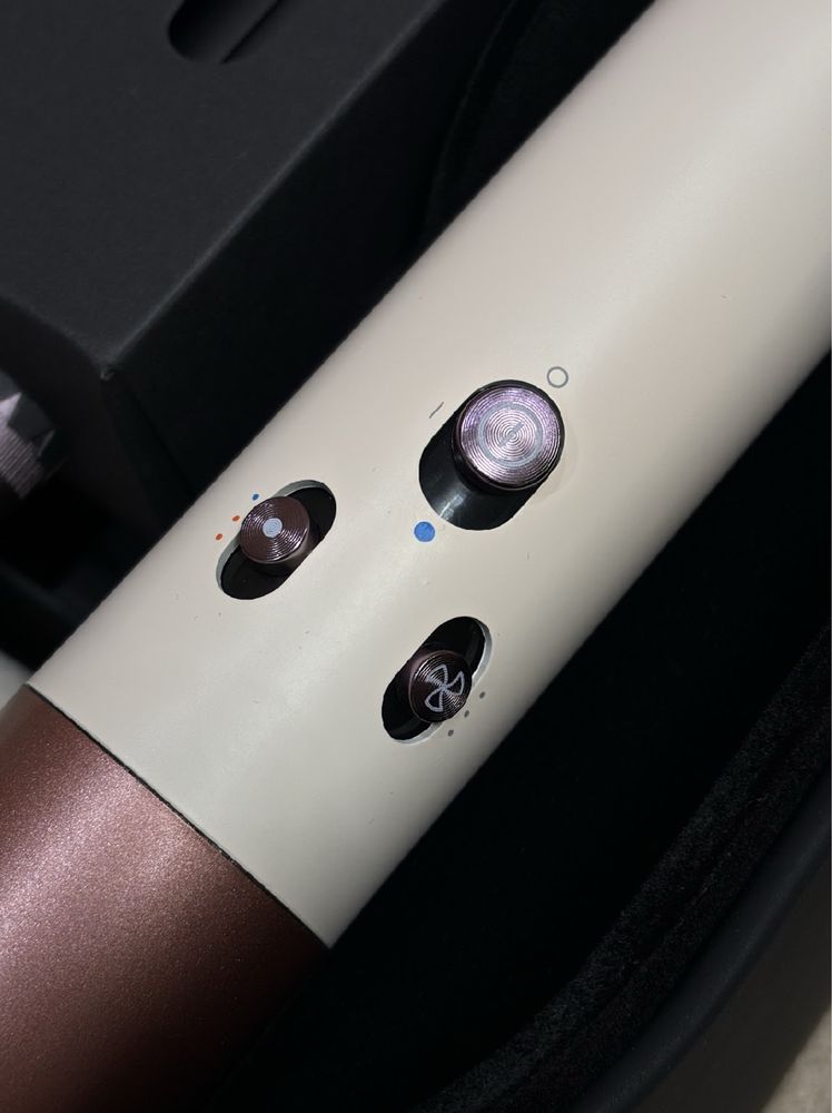 В наявності Стайлер Dyson HS05 Airwrap Long Ceramic Pink/Rose Gold