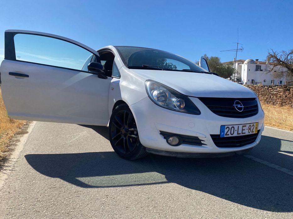 Opel Corsa Black edition