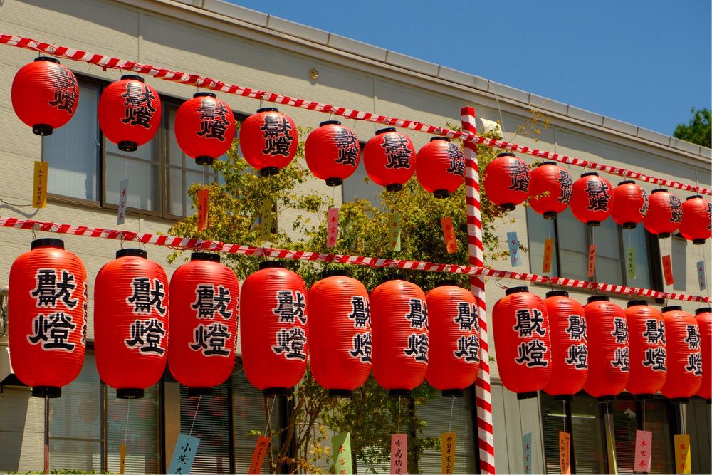 Camara FUJIFILM com lente e cartao de memoria!