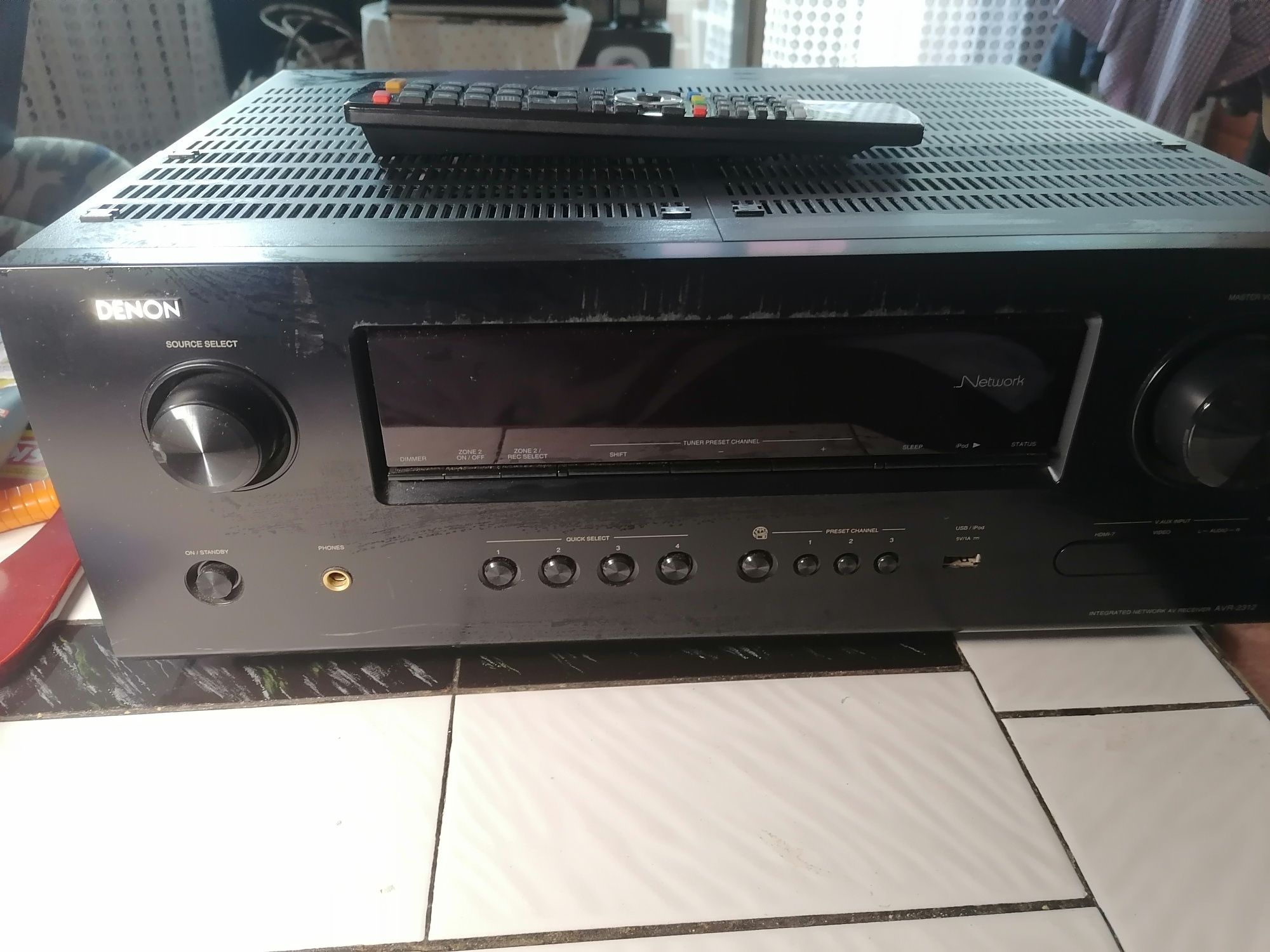 AMPLITUNER   denon  AVR -2312