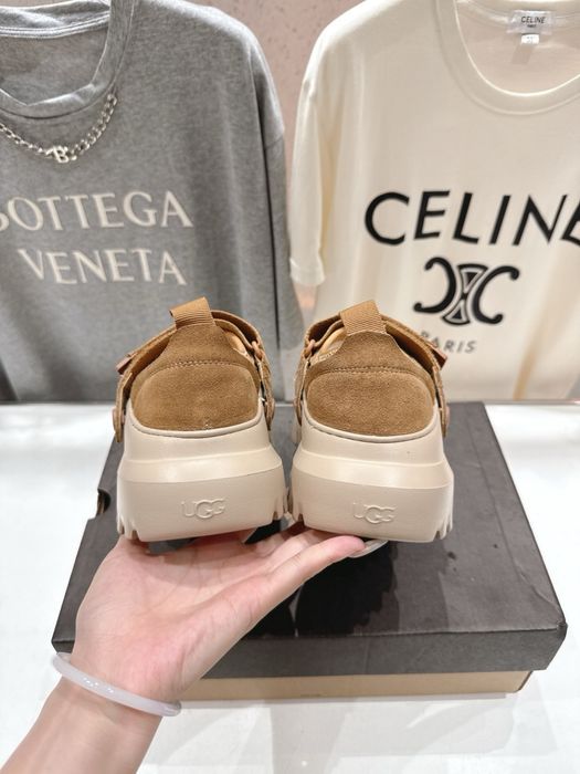 UGG, утеплені кросівки-мокасини, замша, колір карамель