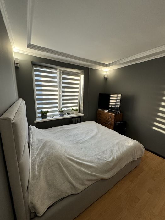 Продаж 2 кімнатної квартири по вул.Глинянський Тракт з ремонтом