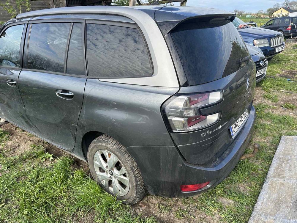 Двері citroen c4 grand picasso 2