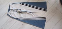Super modne spodnie r 146