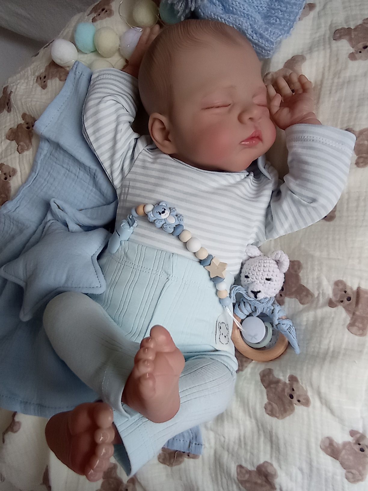Lalka w typie reborn z wyprawką jak prawdziwe niemowle