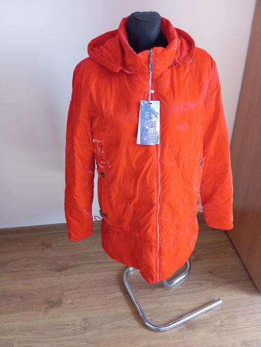 Piękna kurtka damska 6 & 8 Classic /nowa/