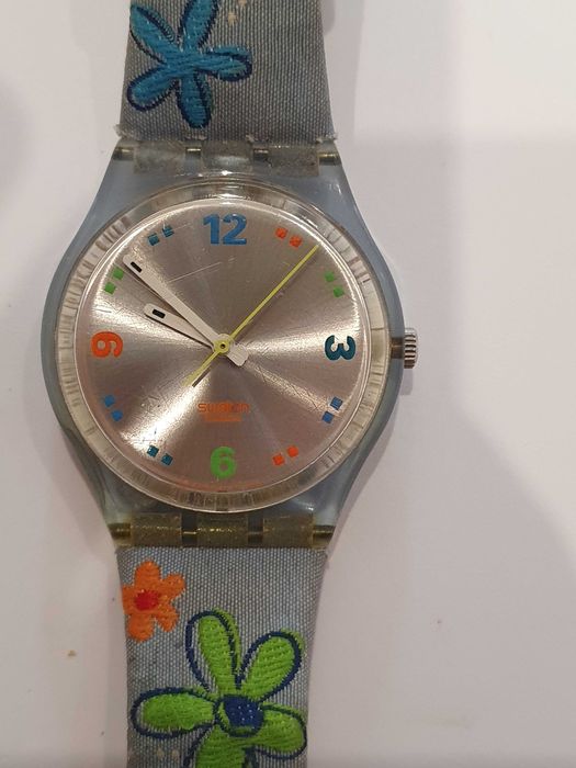 Relógio Swatch Hazy Daisy