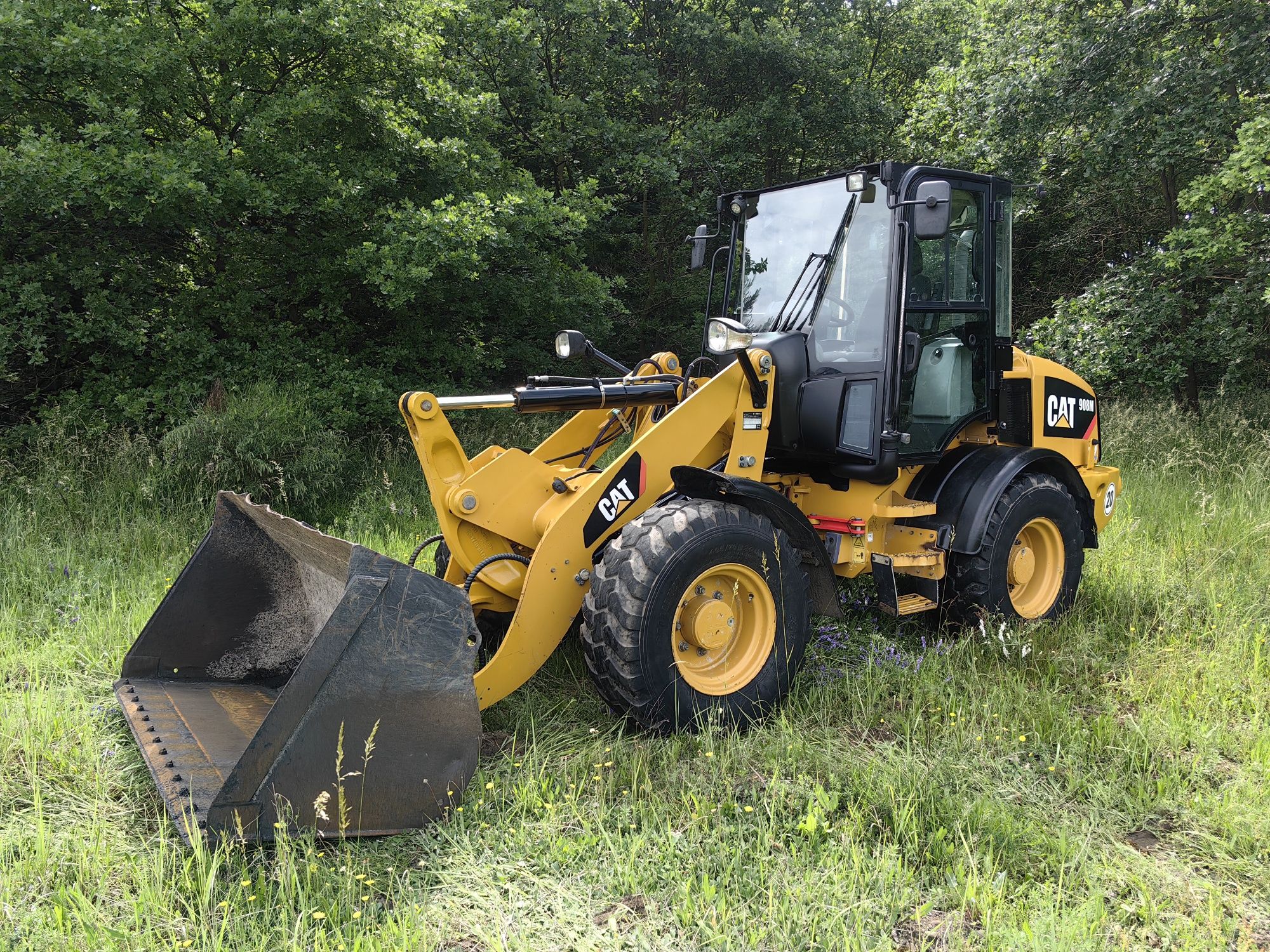 Cat 908M super stan OKAZJA 2018r sprowadzona jak cat 907 906 volvo l30