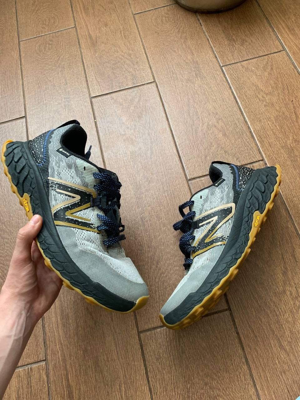 Кросівки  new balance gor-tex трекінгові