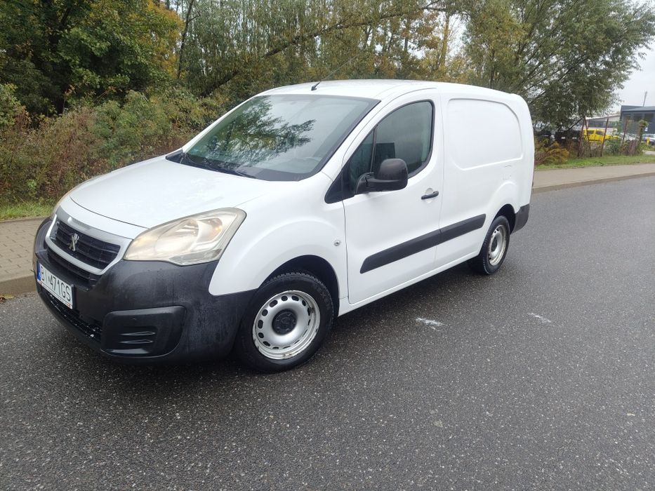 Peugeot Partner Long F: VAT23%