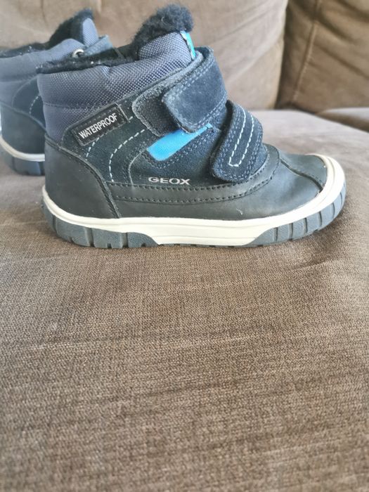Buty dziecięce geox  25