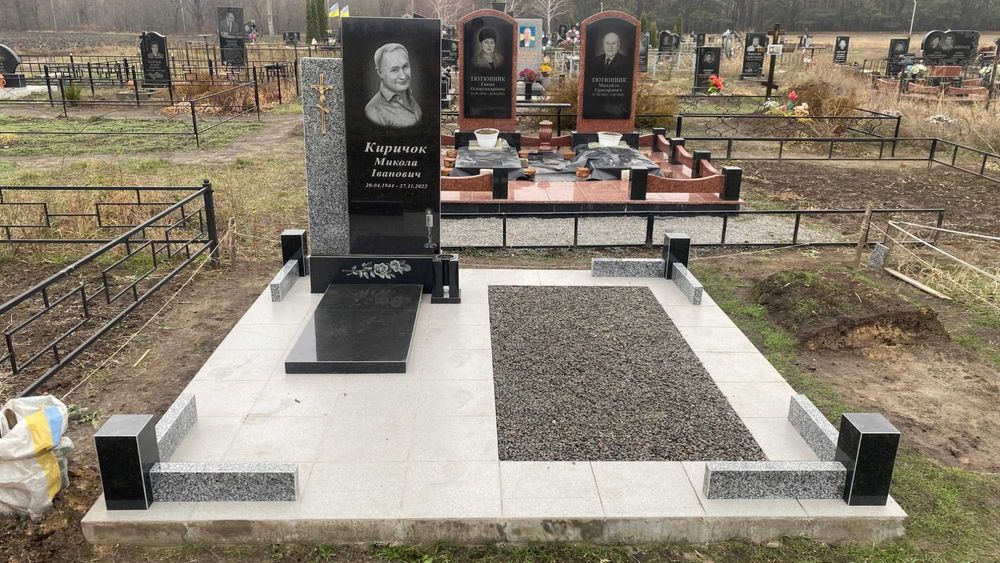 Памятники из гранита, гранитные изделия