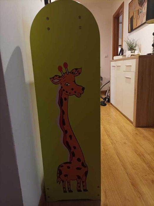 Cabide quarto criança - 15€