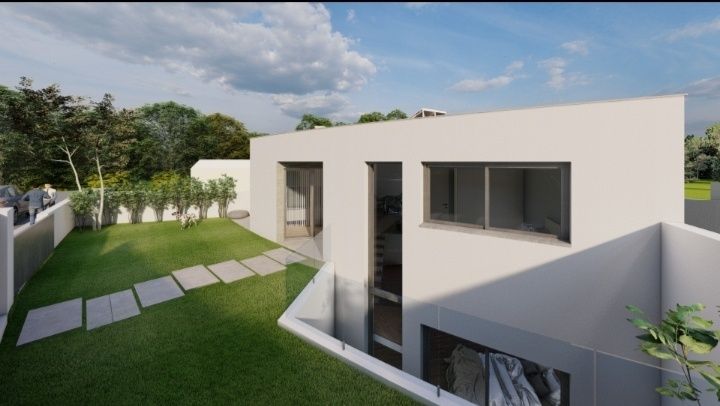 Terreno urbano Moradia T2 de 2 pisos projeto Aprovado