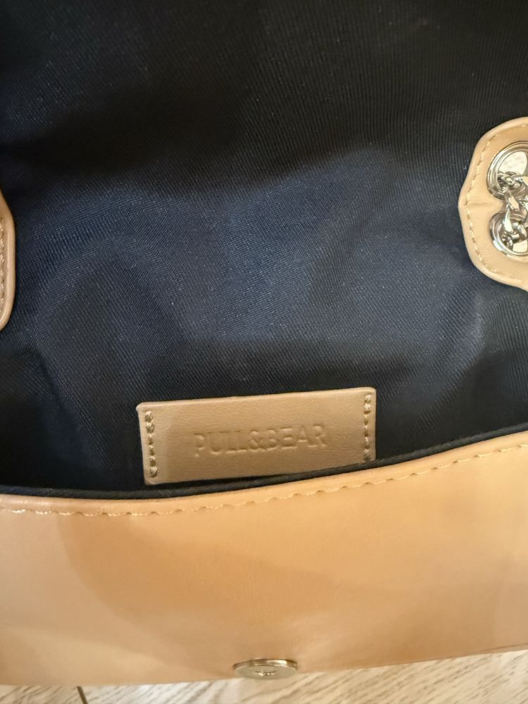 Бежева сумка pull&bear