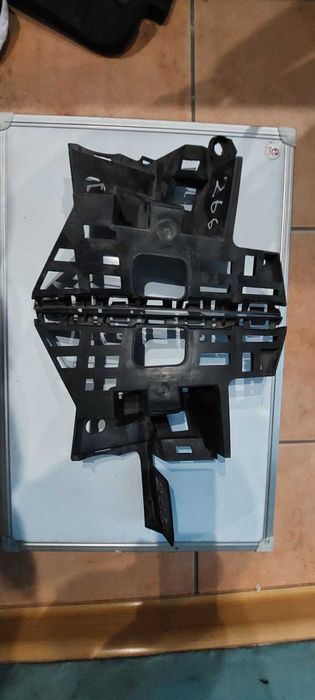 Кронштейны бампера переднего на Skoda Fabia 2