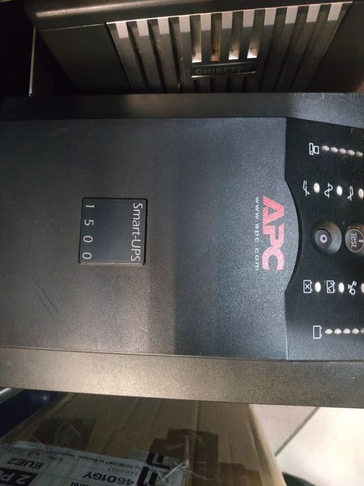 Безперебійник інвертор ДБЖ APC Smart-UPS 1500VA USB