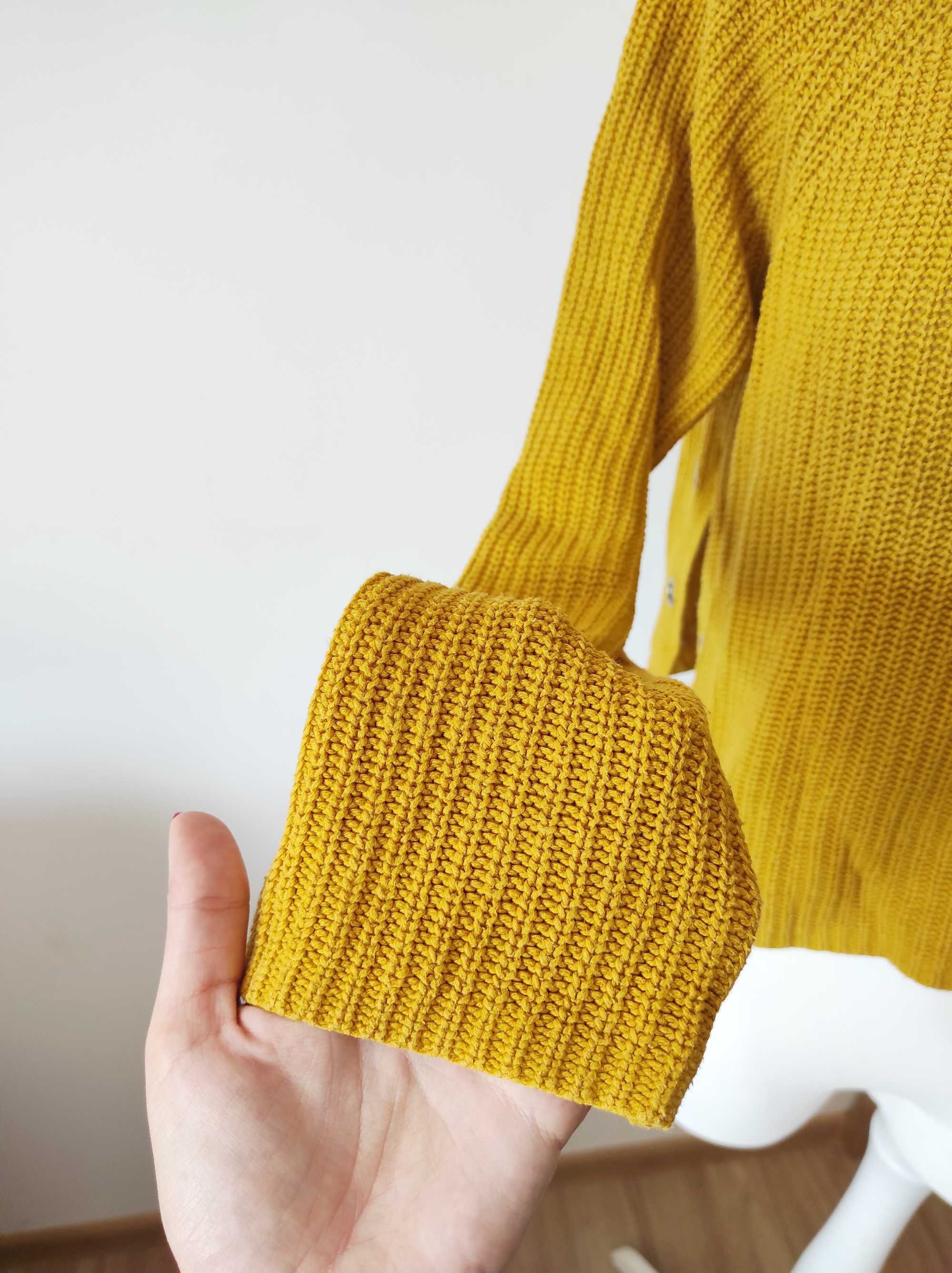 Krótki musztardowy sweterek na długi rękaw hit viral Moon&Madison L