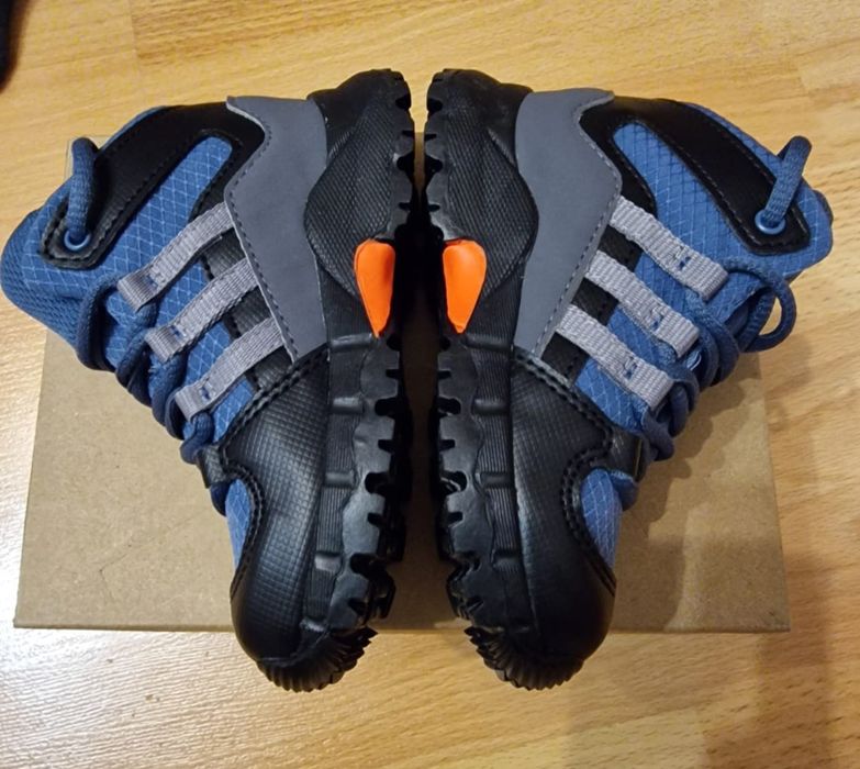 Дитячі черевики для хлопчика adidas Terrex Mid GTX