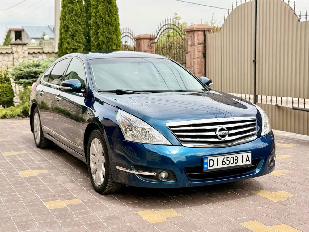 Продам автомобіль в чудовому стані Nissan Teana
