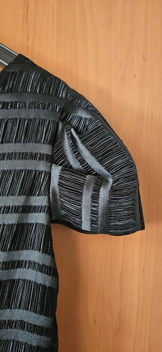 Czarna elegancka sukienka