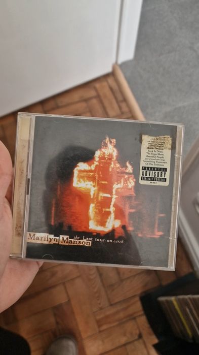 Coleção de CDs Rock/Metal – Metallica, Linkin Park, RHCP, Eminem, etc.