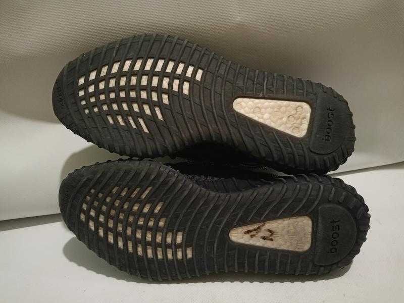 Кросівки Adidas Yeezt Boost 350 v2 black (рефлективні шнурки)  42