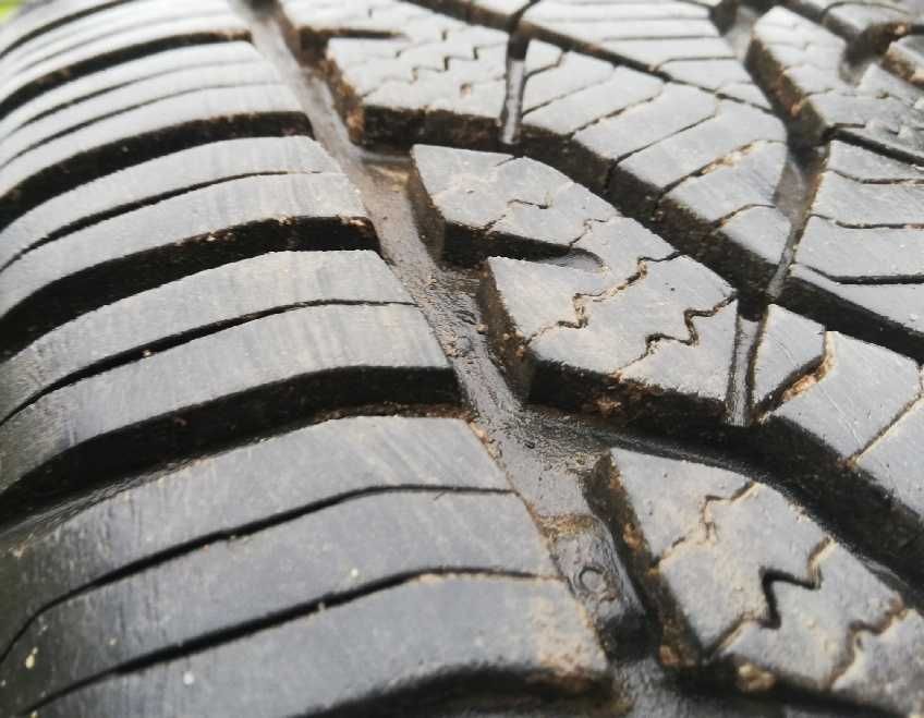 Komplet opon 195/65 R15, 2020/2021rok