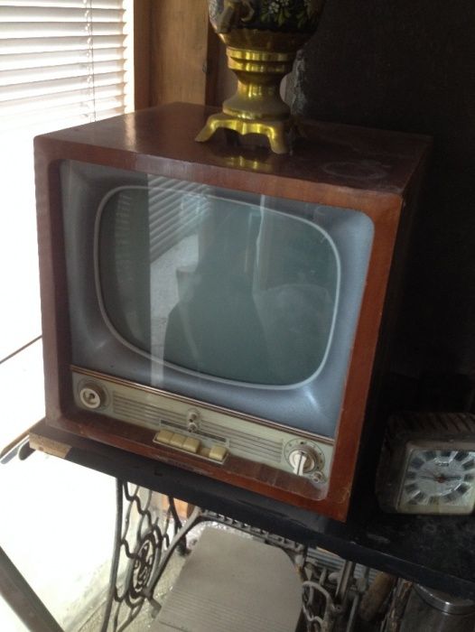 антикварный телевизор рубин 102 . Обмін