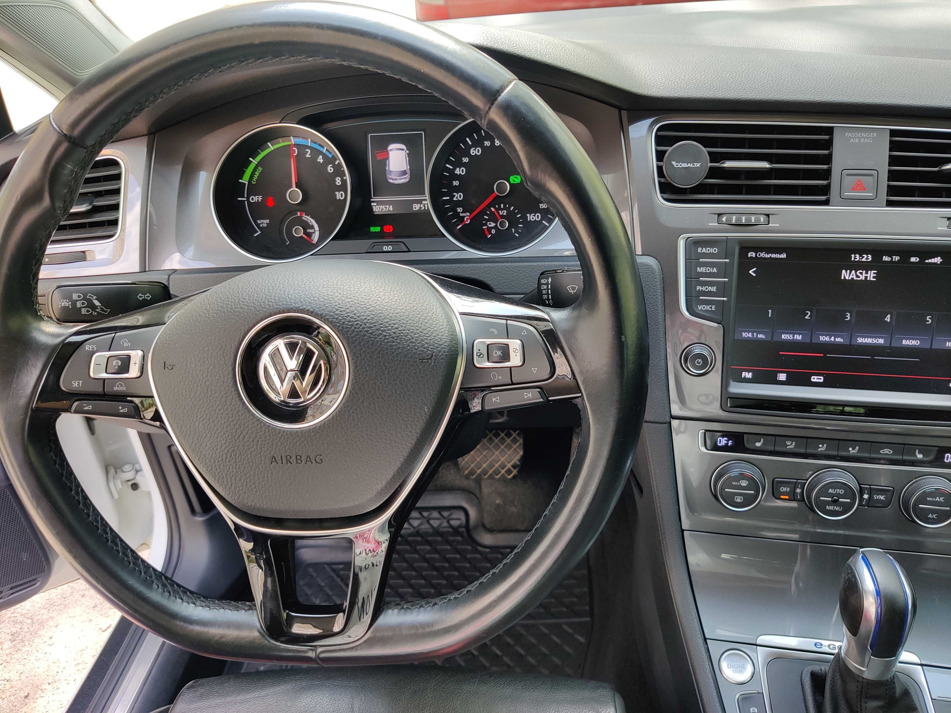 Volkswagen e-Golf 2015 Comfortline