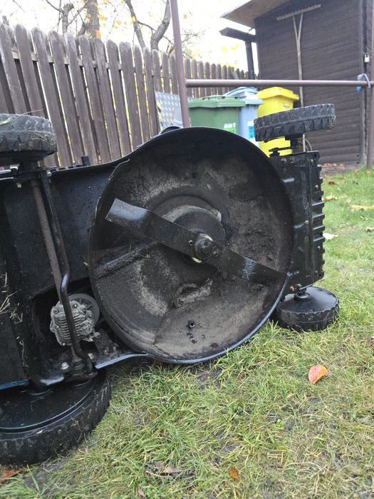 Kosiarka Spalinowa z Napędem MacAllister B&S 550E – 46 cm