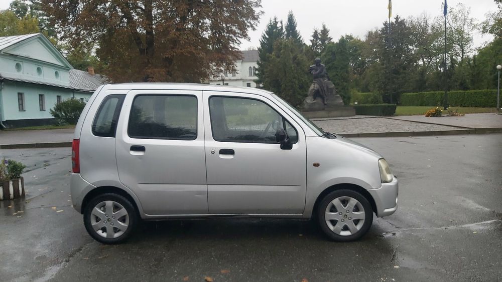 Автомобіль Suzuki Wagon R+ продам