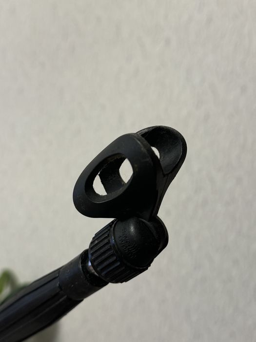 Стійка під мікрофон