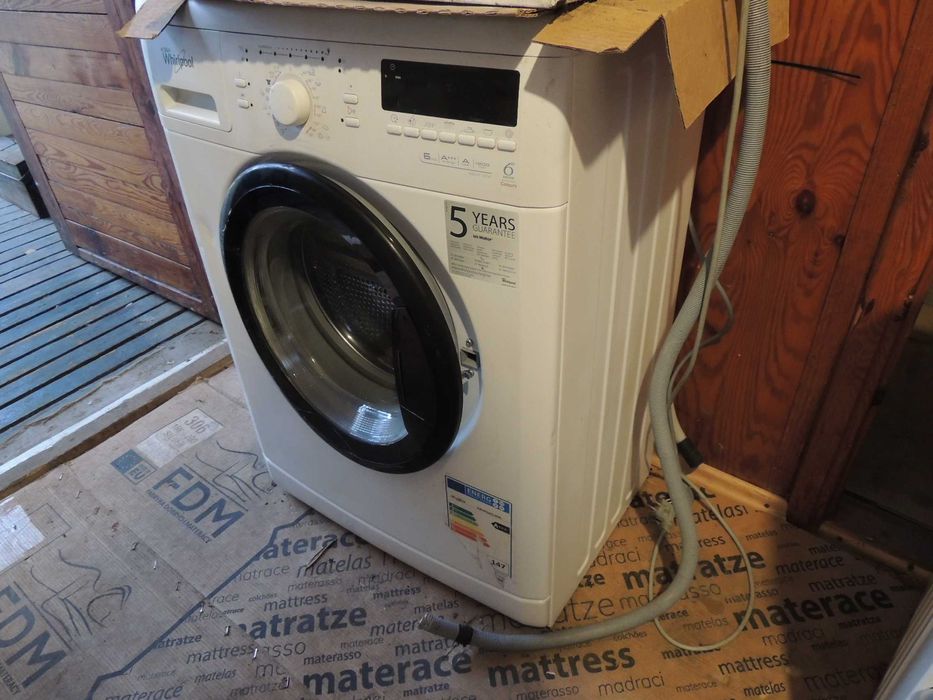 Pralka automatyczna WHIRPOOL Sprawna 6kg 1200obr/min