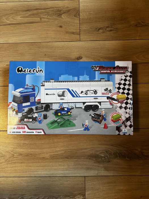 Klocki elefun SUPER AUTA zespół wyscigowy