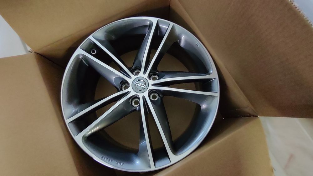 Nowe felgi aluminiowe Nissan Renault Toyota Honda Subaru 19" 5x114.3
