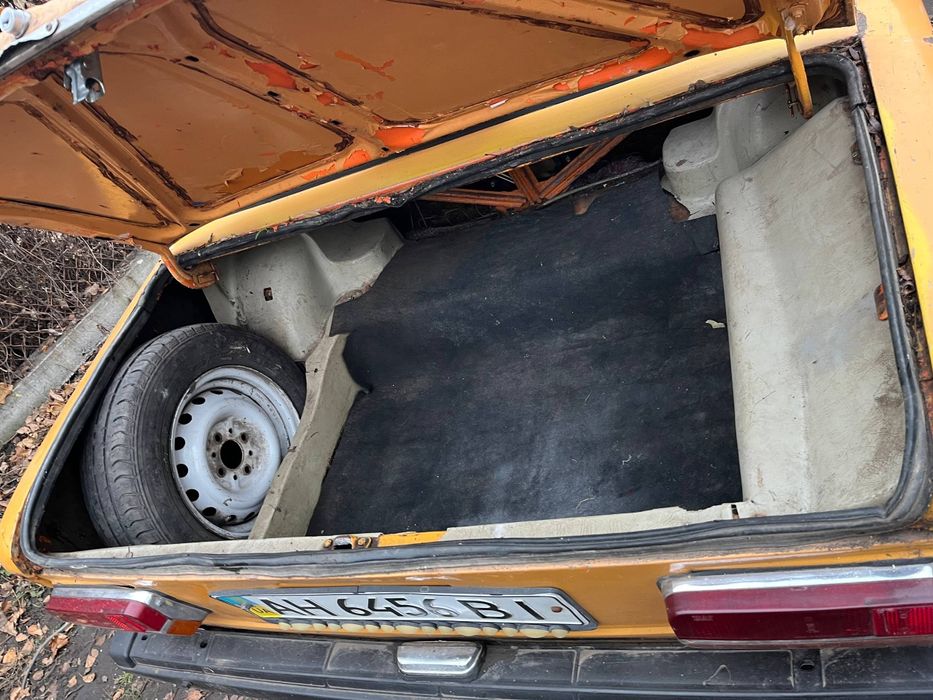 Продам ваз 2103 на боевому ходу