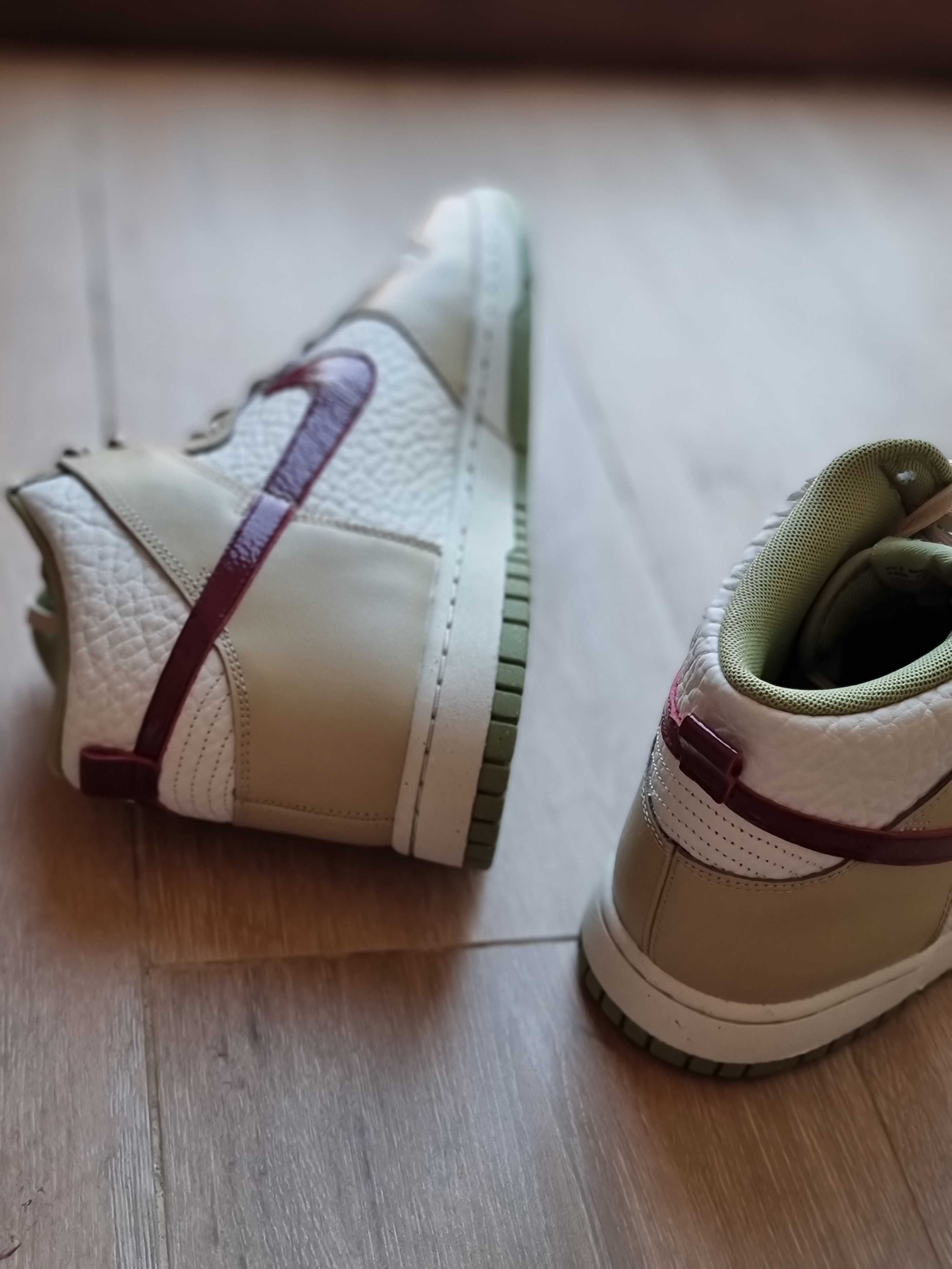 Nike Dunk High White Tan